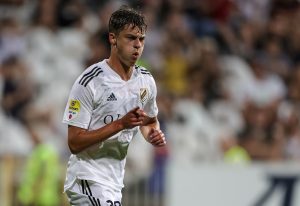 NOVI POTPIS NA BANOVOM BRDU: Čukarički zacementirao napadača!