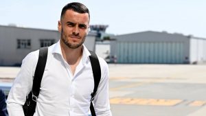 FILIP KOSTIĆ STIGAO U TORINO: Juventus objavio prve fotografije – Srbin je spreman za akciju! (FOTO) (VIDEO)