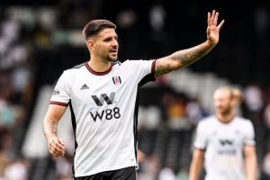 TRENER FULAMA PREPUN HVALE ZA MITROVIĆA: Konstantno pritiska protivnika, to je fantastično!