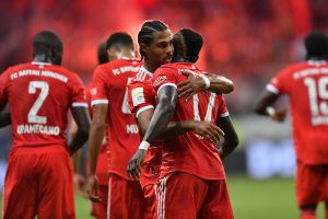 KAKAV JE CAR SADIO MANE: Pokloni svima u Liverpulu, od čistačice do noćnog čuvara!