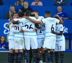 PRVA POBEDA ZA GOSTE OVE SEZONE U PREMIJER LIGI: Žoržinjo sa bele tačke ‘presudio’ rivalu!