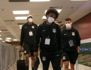 NE MOŽE BRAZILAC BEZ LONDONA: Mitrović dobija vrhunskog saigrača!