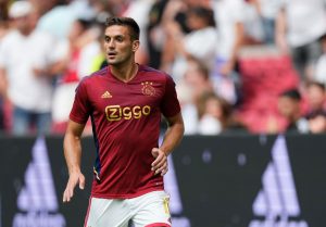 ‘POSTAJE NEPRIJATNO, POTPUNO JE VAN FORME’: Legendarni vezista nemilosrdan prema Tadiću!