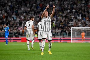 RIVALI JUVEA STVARNO TREBA DA SE BRINU OVE GODINE: Vlahović nikada odlučniji, evo zbog čega onakva proslava! (VIDEO)