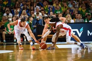 POZNAT SPISAK CRNE GORE: Bez Zvezdinog majstora za klač, da li će iskoristiti šansu zbog izbacivanja Rusije!?