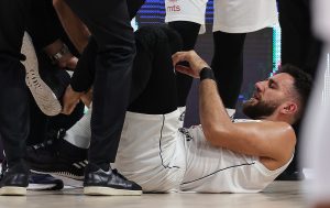 DA LI OVO ZNAČI DA ĆE MICIĆ IGRATI PROTIV TURSKE: Evo šta je uradio selektor Pešić! (VIDEO)