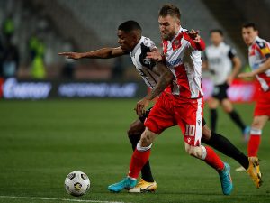 MILOJEVIĆ PROTIV PETRIĆA: Zvezdu muče mesto u veznom redu i bek, Partizan bonus (SASTAVI)