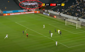 NOVA PROVOKACIJA ALBANSKIH NAVIJAČA: Ponovo zastava „velike Albanije“ i odvajanje Kosova od Srbije! (FOTO) (VIDEO)