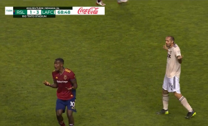 KJELINIJEV ODBOJKAŠKI POTEZ ZASMEJAO ČITAV STADION: Definitvno je obeležio meč, blok za medalju! (VIDEO)