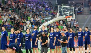 NOVI PEH ZA SRBIJU: Povredio se još jedan bitan košarkaš – otkriven status Bjelice i Milutinova!