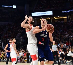 SRBIJA UHVATILA ZALET ZA EUROBASKET: Čas košarke u prvom poluvremenu protiv Turske! (FOTO) (VIDEO)