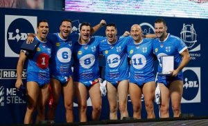 EMOTIVNO VEČE NA 25. MAJU: Oprostila se „šestorica veličanstvenih“! (FOTO)