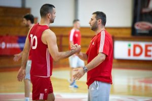 CRVENO-BELI HVATAJU ZALET: Zvezda počela sa individualnim treninzima! (FOTO)