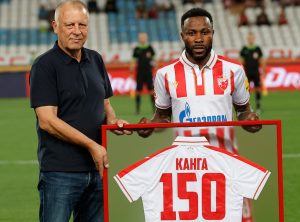 STRANAC SA 150 UTAKMICA U DRESU CRVENE ZVEZDE: Ljubimac Delija proslavio jubilej!