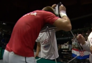 OVO DO SADA NISTE VIDELI: Slavlje hrvatskih tenisera je apsolutni hit na internetu! (VIDEO)