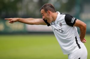 NATHO DONEO VOĐSTVO PARTIZANU: Ako je neko siguran sa bele tačke – onda je to on! (VIDEO)