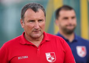 LALATOVIĆ JE STIGAO UMESTO NJEGA: Mrkić navodi da je smenjen bez razloga – osvojio sam 7 bodova sa slabijim timom!