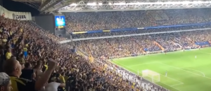 NOVA PROVOKACIJA NAVIJAČA FENERBAHČEA: Na utakmicu protiv Dinamo Kijeva – sa maskom Vladimira Putina! (VIDEO) (FOTO)