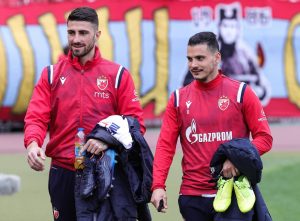 ZVEZDA NE RAČUNA NA NJEGA: Šampion Srbije raskida ugovor sa krilnim napadačem!