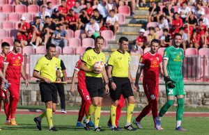 SRĐAN JOVANOVIĆ SUDI VEĆ U PRVOM KOLU LIGE ŠAMPIONA: Zajedno sa svojim pomoćnicima deli pravdu u duelu prvaka Austrije i Italije!