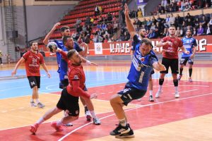 ZVEZDA PALA U KRAGUJEVCU: Radnički naneo prvi poraz crveno-belima!