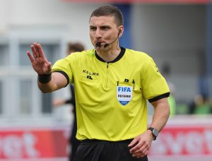 NAMA NISU DOBRI, ALI SU FIFA ODLIČNI: Još jedan naš sudija dobio FIFA grb!