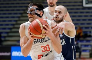 AVRAMOVIĆ SVE BLIŽI OPORAVKU: „Tukli su nas preko ivice faula, povređen sam igrao, Srbija je prvi favorit!“ (VIDEO)