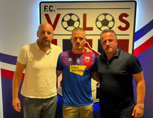BIVŠI FUDBALER ZVEZDE I PARTIZANA ZAVRŠIO U GRČKOJ: Ožegović u Volosu! (FOTO)