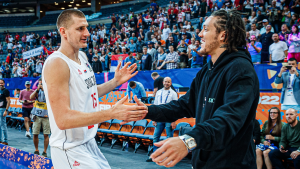 NAJBOLJI DANKER PLANETE DOŠAO DA BODRI JOKIĆA: Džokerov saigrač iz Denvera navija za Srbiju, evo šta je rekao o njoj! (FOTO)