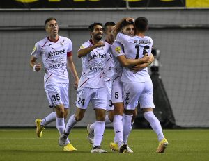 JAVOR IZVUKAO BOD PROTIV RADNIKA: Lalatović debitovao porazom – Voždovac slavio na svom stadionu! (FOTO)