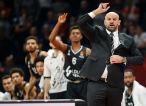 ZVEZDAN SE SUKOBIO SA NAVIJAČEM, PA DOBIO OTKAZ: ‘Ne vidim razlog za ostavku!’