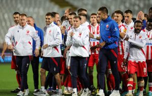 FUDBALER ZVEZDE IMA PORUKU ZA NAVIJAČE: „Rezultati nisu impresivni kao što smo navikli – to je fudbal!“