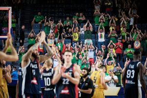 LITVANCI NEIZMERNO ZAHVALNI FRANCUZIMA: Navijači horski iskazali zahvalnost! (VIDEO)