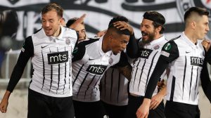 DOSKORAŠNJI FUDBALER PARTIZANA U CRVENO-BELOM: Prelazi u redove velikog rivala!