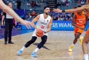 MICIĆ RASPOLOŽEN NAKON HOLANDIJE: Ovako se gradi timski duh!