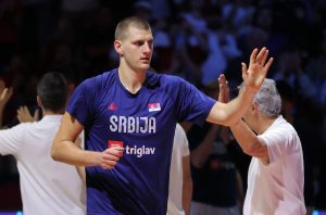 URNEBESAN VIDEO JOKIĆA: Najbolji je košarkaš na svetu, ali njegova ljubav prema drugom sportu prevazilazi sve granice! (VIDEO)