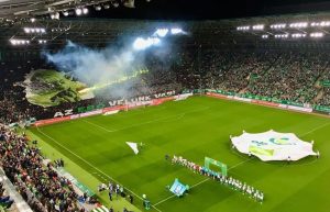 HAOS U NAJAVI: Veliki broj navijača Ferencvaroša stiže u Beograd – Granica u kolapsu, ‘Zelena čudovišta’ će svakog trenutka ući u Srbiju!