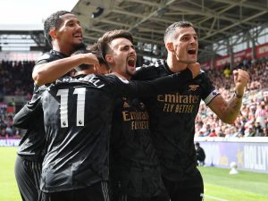 DŽAKA ZALJUBIO NAVIJAČE ARSENALA U SEBE: Švajcarac prešao put od izgnanika do apsolutnog ljubimca Topdžija! (VIDEO)