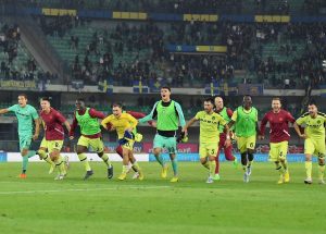 LAZAR SAMARDŽIĆ SE POIGRAVAO SA RIVALOM: Postaje jedan od najboljih pakera Evrope! (VIDEO)