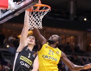 POVRATAK U EVROLIGU ZA ZABORAV: Navijači pronašli svoje krivce, ali i svoje ljubimce! (TVITOVI)