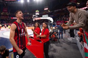 NALJUTIO GROBARE, PA IZJAVAMA POKUŠAO DA SE ISKUPI: Vanja Marinković nakon meča hvalio ekipu Partizana!