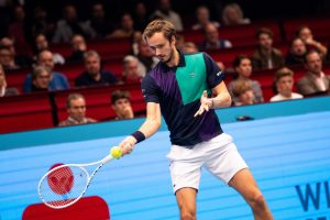 DANIL MEDVEDEV NESALOMIV: Preokret Rusa za novi trofej!