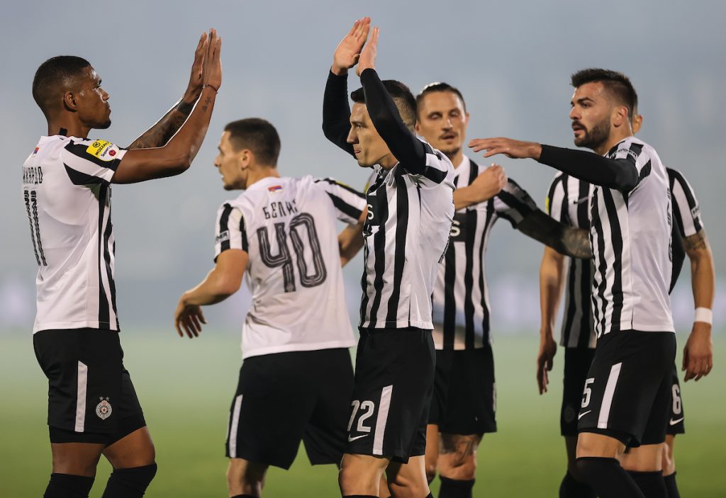 PARTIZAN POKAZAO REAKCIJU POSLE NORDSJELANDA: Crno-beli lako