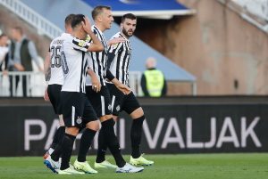 PARTIZAN SLAVIO PROTIV NAPRETKA: Crno-beli potpuno kontrolisali igru – Vujačić pogodio, a Petrić oduševio! (VIDEO)