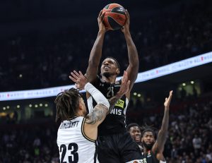 POČETAK MEČA IZ SNOVA ZA CRNO-BELE: Partizan ubedljiv na poluvremenu! (FOTO)