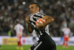 PRELEP GEST NATHA: Evo šta je uradio sa nagradom za igrača kola! (VIDEO)