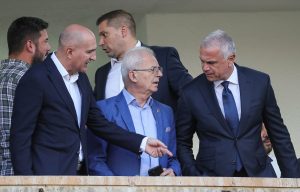 ZVEZDA SE OGLASILA: Da ima i malo poštenja Crvena zvezda danas ne bi imala 7 bodova prednosti već 17!