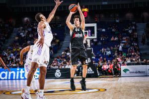 VALJDA JE REČ O SLUČAJNOSTI: Velika greška Evrolige na meču Real-Virtus o kojoj priča čitava Evropa! (VIDEO)