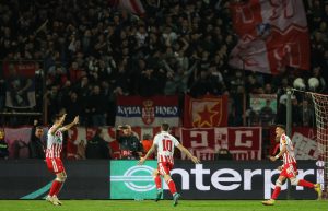 CRVENO-BELI RASTURAJU FERENCVAROŠ NA MARAKANI: Katai pogodio za 3:0, kakav šut! (VIDEO)