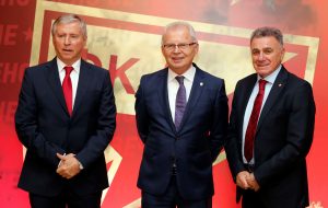 ZVEZDINA LEGENDA NE KRIJE ODUŠEVLJENJE! STANISLAV KARASI ZA HS: ‘Posle ovakvog izdanja jasno je kako Zvezda treba da igra!’ (FOTO) (VIDEO)